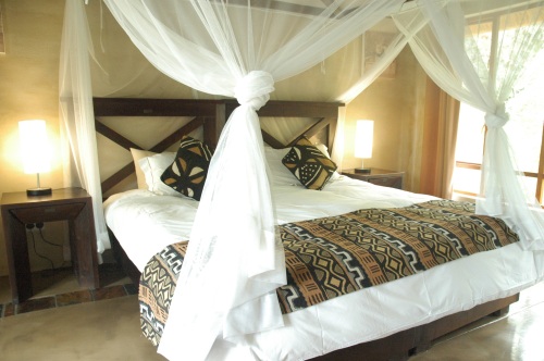 Thornhill Safari Lodge  bed